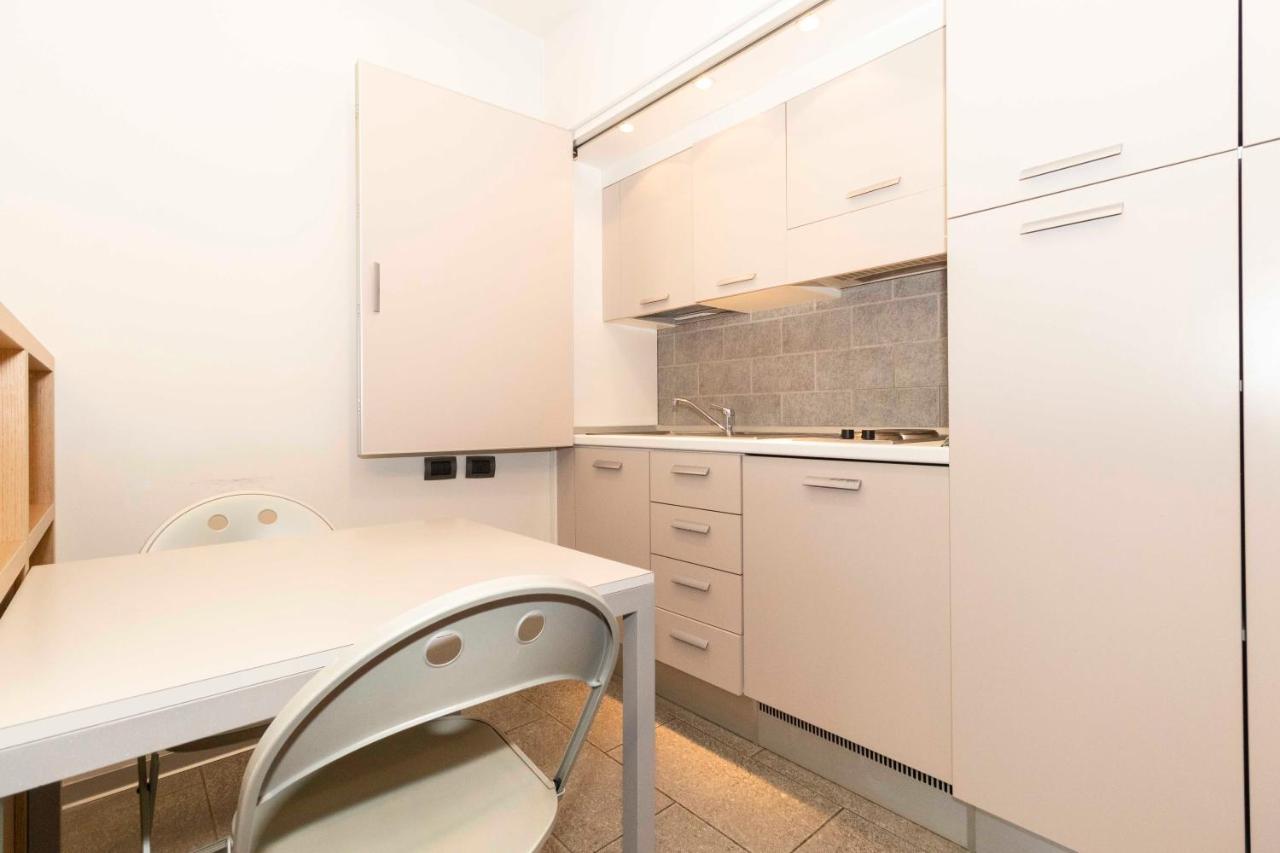 Loft 53 CON PARCHEGGIO PRIVATO IN STRUTTURA Torino Esterno foto