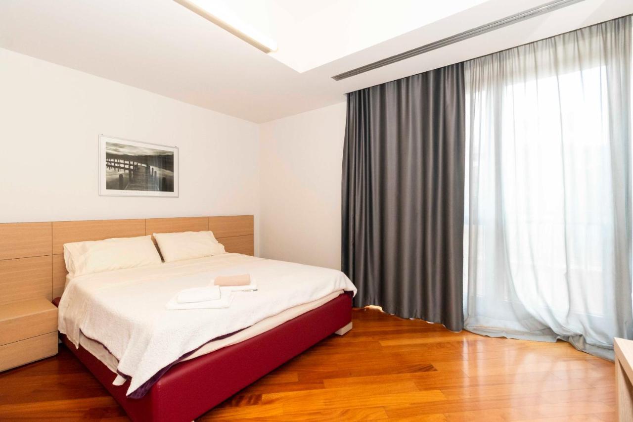 Loft 53 CON PARCHEGGIO PRIVATO IN STRUTTURA Torino Esterno foto