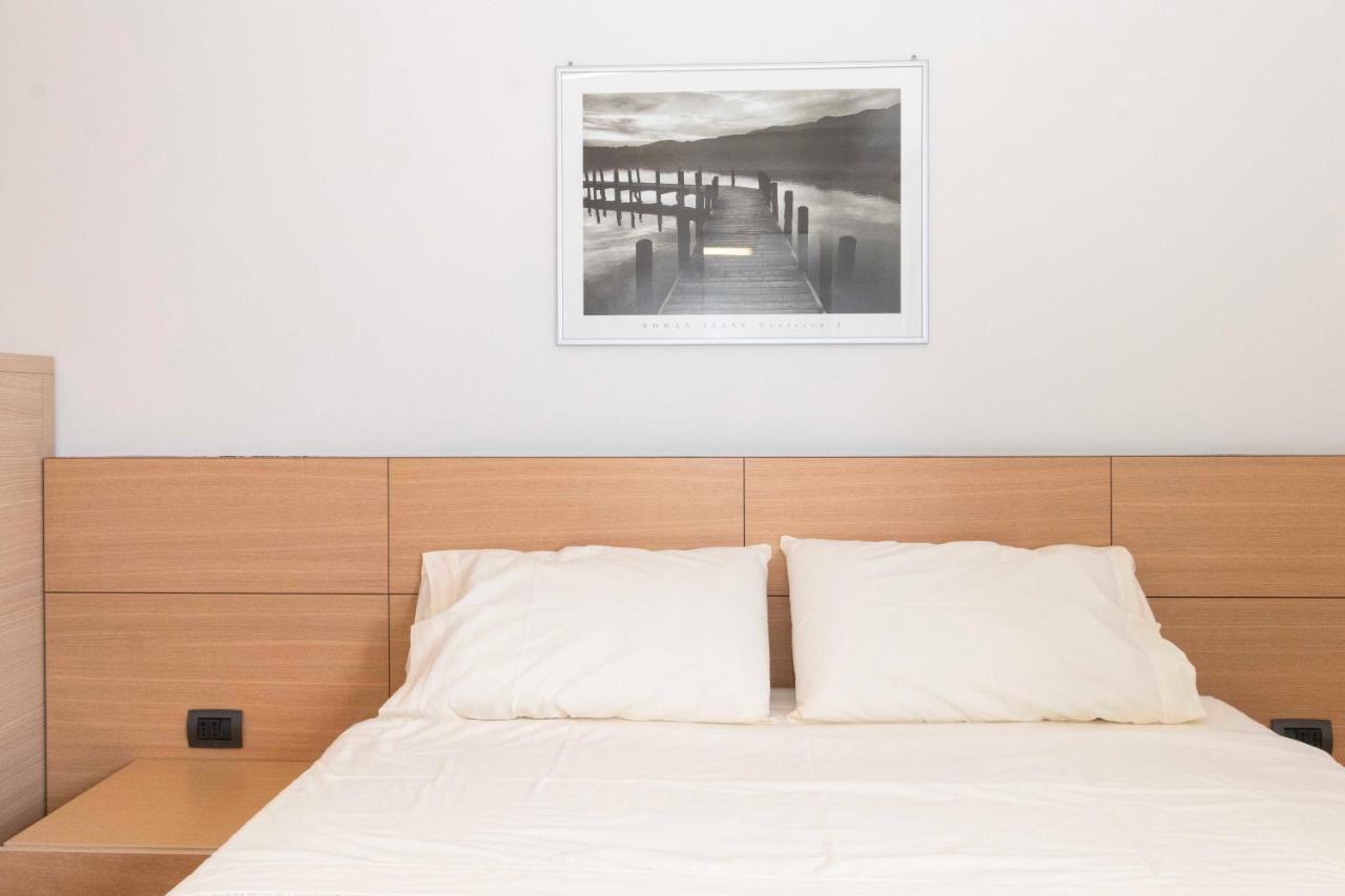 Loft 53 CON PARCHEGGIO PRIVATO IN STRUTTURA Torino Esterno foto