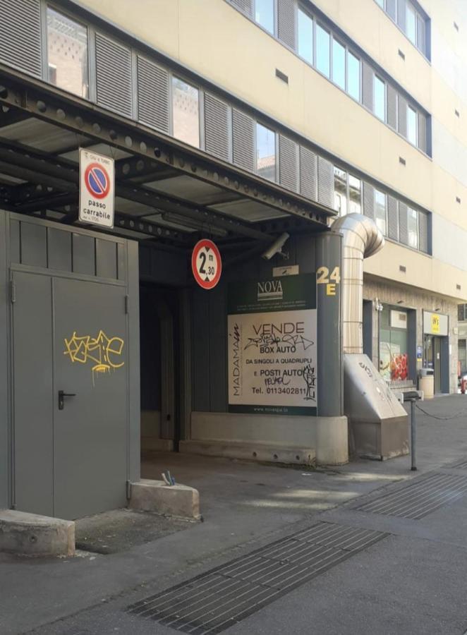 Loft 53 CON PARCHEGGIO PRIVATO IN STRUTTURA Torino Esterno foto